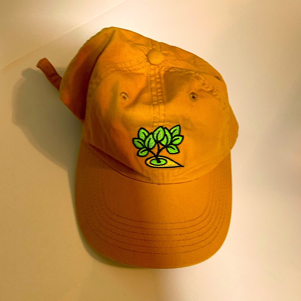 Adjustable hat.